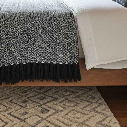The Rowan Diamond Weave Cotton Throw – Charcoal - Spencer Vibes