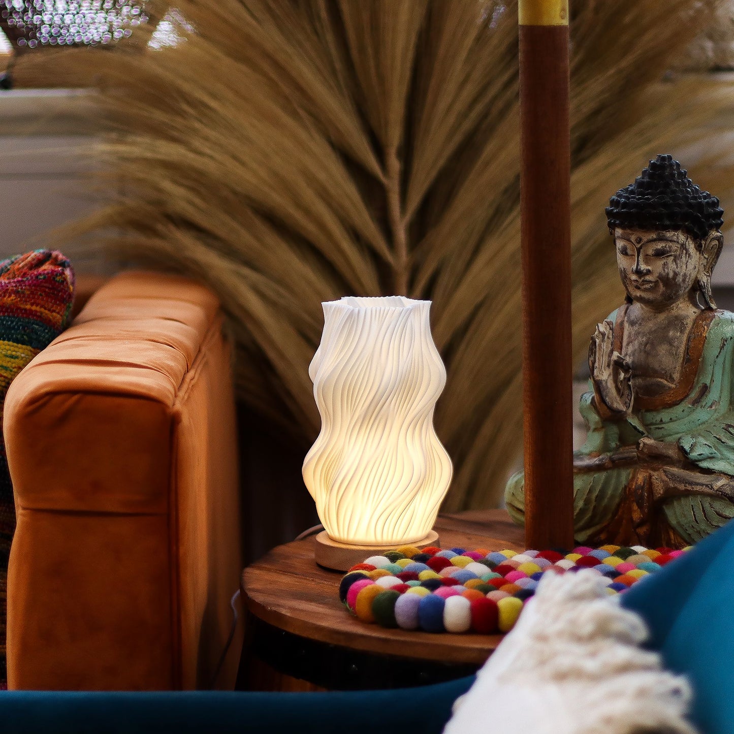 Star Twisted New Wave LED Lamp – Sculptural Wave Glow