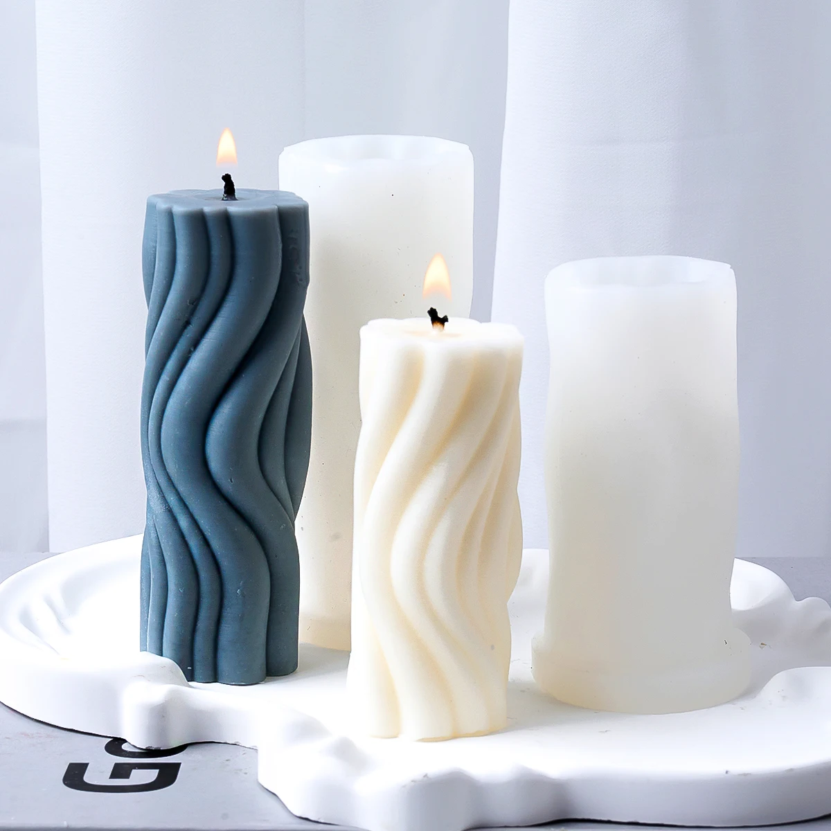 Wavy Stripe Cylindrical Candle Mould - Image 6