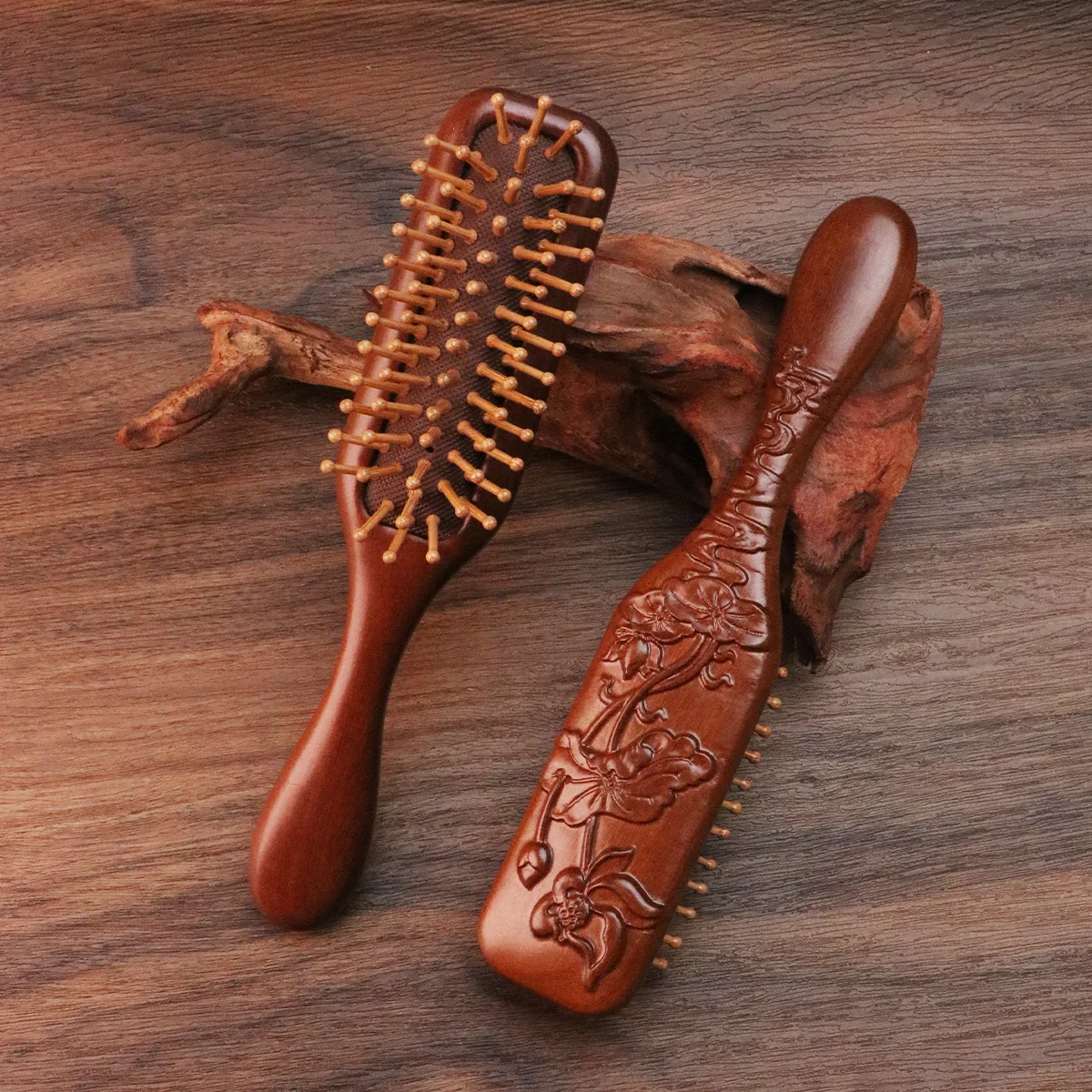 Golden Sandalwood Comb | Natural Hair Care - Image 3