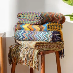 Retro Bohemian Knitted Blanket | Soft Boho Throw with Tassels