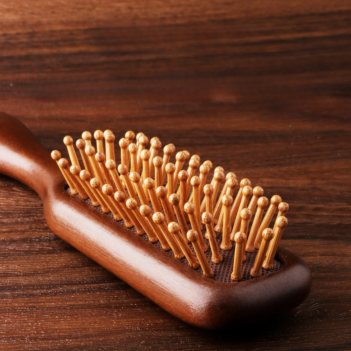 Golden Sandalwood Comb | Natural Hair Care - Image 2